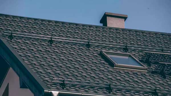 Зачем вообще нужны снегозадержатели?