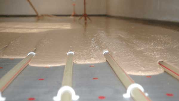 Преимущества и недостатки ангидридной стяжки