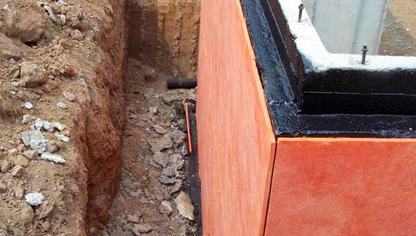 Как защитить фундамент