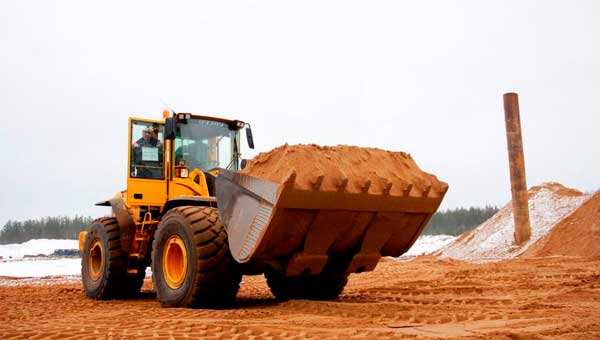 Преимущества использования горного песка