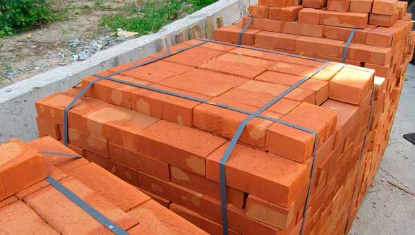 Преимущества красного полнотелого кирпича