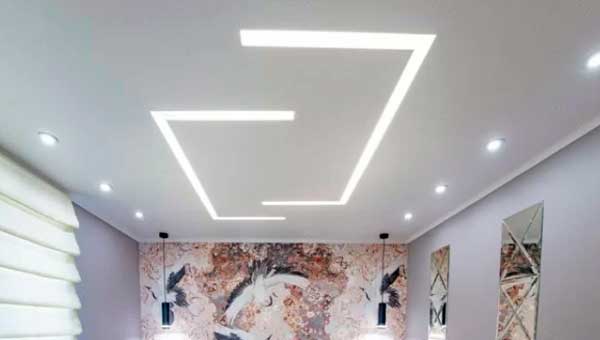 Преимущества натяжных потолков